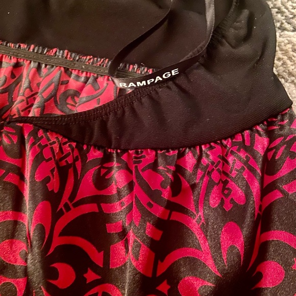 RAMPAGE BOHO BABYDOLL STYLE TIE TOP - Picture 10 of 14